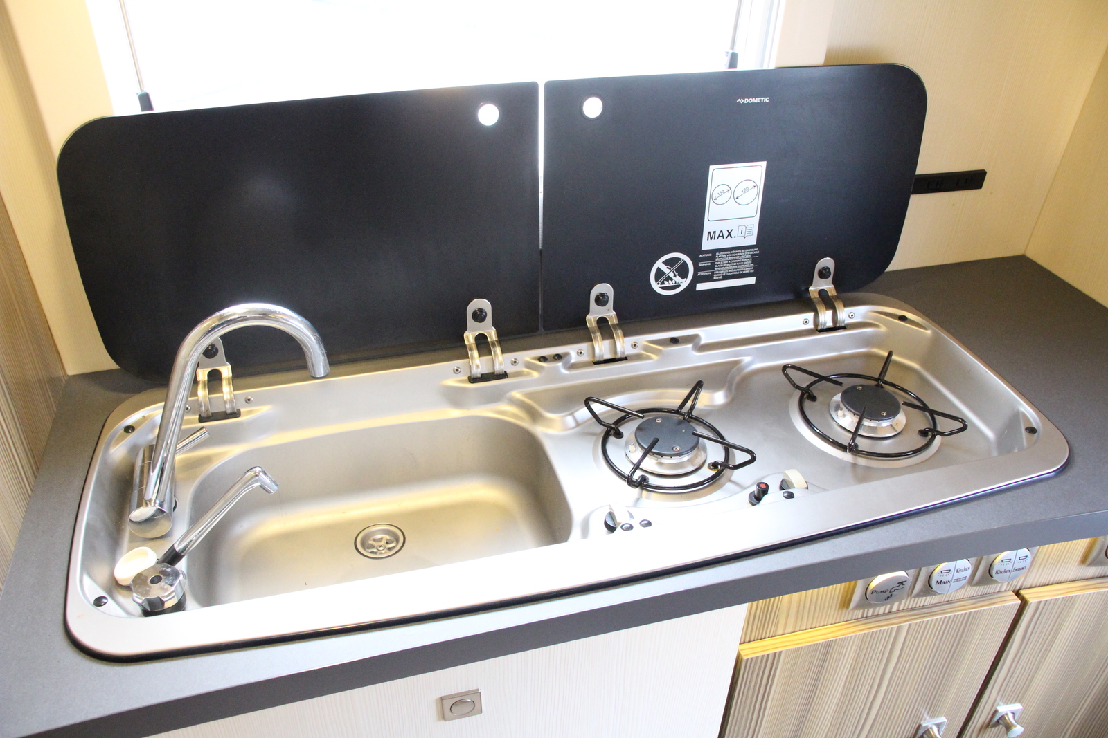 キャンピングカー キャブコン ｶﾑﾛｰﾄﾞ ﾊﾞﾝﾃｯｸ ｼﾞﾙ ｲﾘｽ 4WD