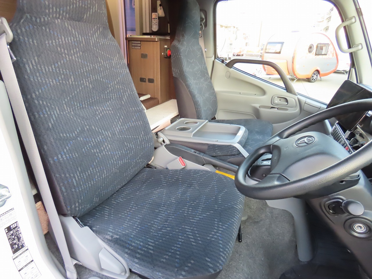 キャンピングカー キャブコン ﾅｶﾑﾛｰﾄﾞ ﾅｯﾂRV ｸﾚｱｴﾎﾞ5.3X