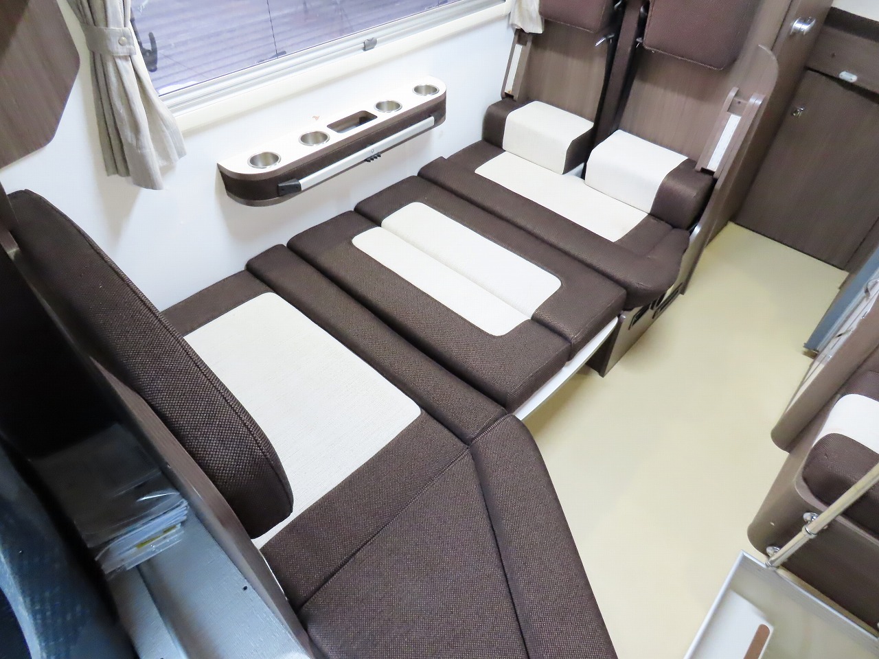 キャンピングカー キャブコン ﾅｶﾑﾛｰﾄﾞ ﾅｯﾂRV ｸﾚｱｴﾎﾞ5.3X