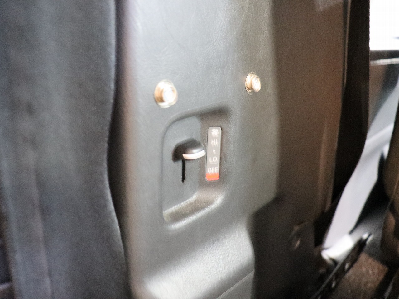 キャンピングカー バンコン ﾊｲｴｰｽ FOCS ﾘﾍﾞﾙﾀ 4WD　FF　DT