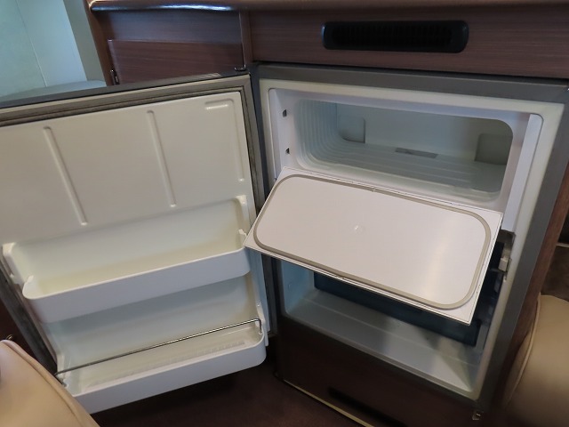 キャンピングカー キャブコン ﾊｲｴｰｽ ﾌｧﾝﾙｰﾁｪ ｾﾚﾝｹﾞﾃｨ 4WD