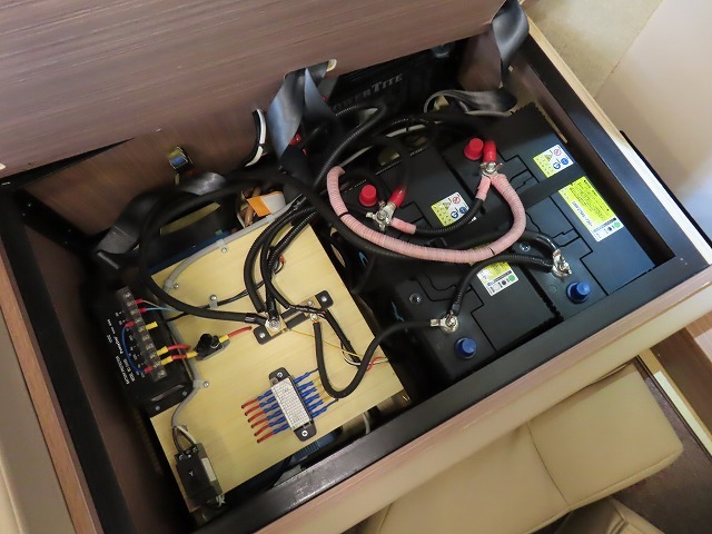 キャンピングカー キャブコン ﾊｲｴｰｽ ﾌｧﾝﾙｰﾁｪ ｾﾚﾝｹﾞﾃｨ 4WD