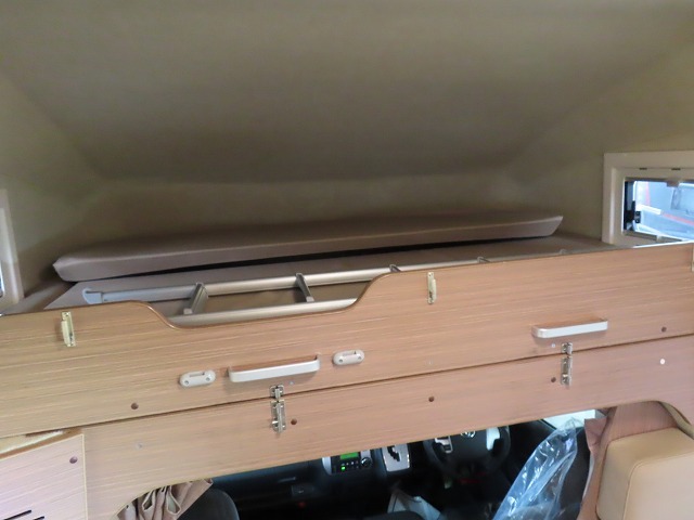 キャンピングカー キャブコン ﾊｲｴｰｽ ﾌｧﾝﾙｰﾁｪ ｾﾚﾝｹﾞﾃｨ 4WD