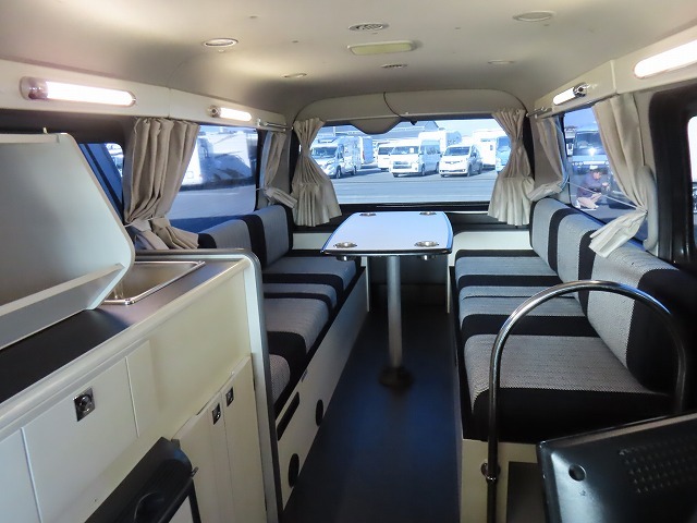 キャンピングカー バンコン ﾊｲｴｰｽ ﾅｯﾂRV ﾄﾗｲｱﾙ ﾀｲﾌﾟC