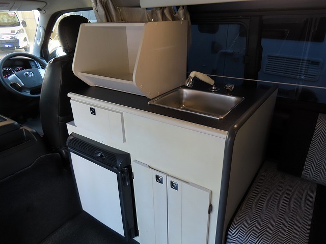 キャンピングカー バンコン ﾊｲｴｰｽ ﾅｯﾂRV ﾄﾗｲｱﾙ ﾀｲﾌﾟC