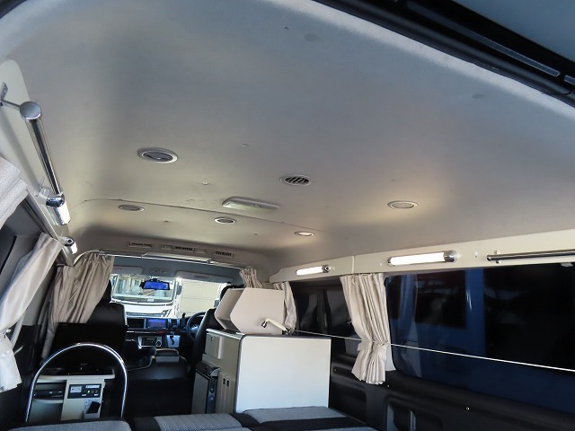 キャンピングカー バンコン ﾊｲｴｰｽ ﾅｯﾂRV ﾄﾗｲｱﾙ ﾀｲﾌﾟC