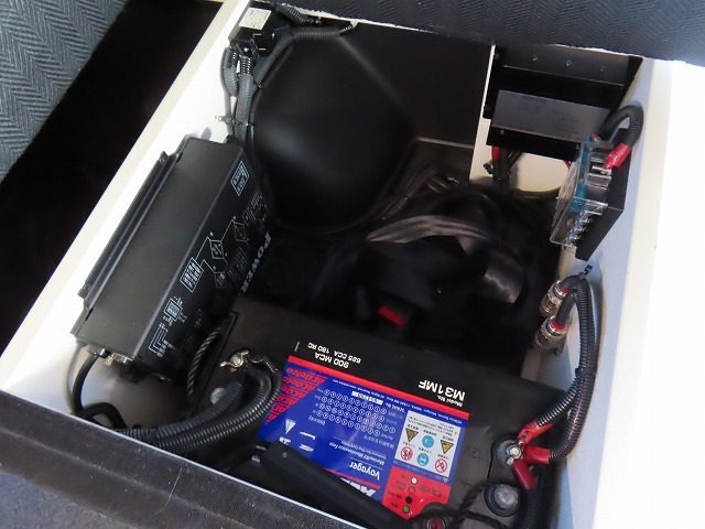 キャンピングカー バンコン ﾊｲｴｰｽ ﾅｯﾂRV ﾄﾗｲｱﾙ ﾀｲﾌﾟC