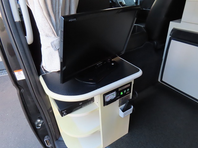 キャンピングカー バンコン ﾊｲｴｰｽ ﾅｯﾂRV ﾄﾗｲｱﾙ ﾀｲﾌﾟC