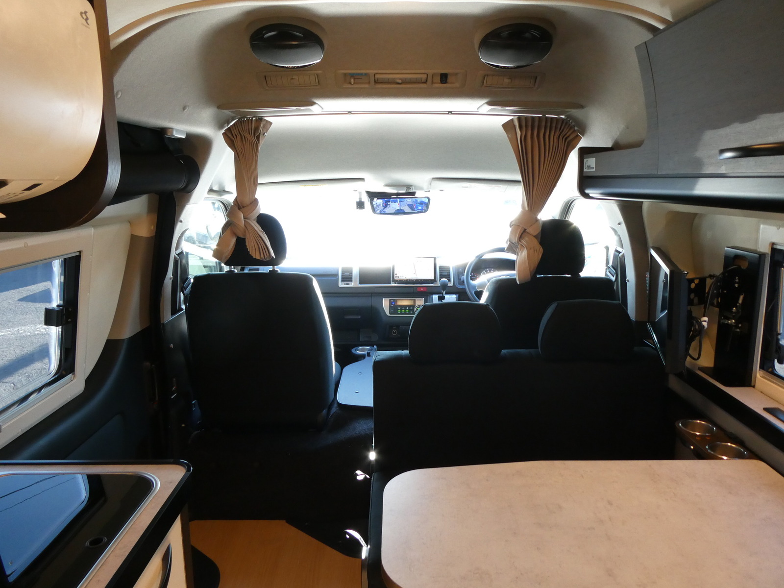 キャンピングカー バンコン ﾄｲﾌｧｸﾄﾘｰ　GTｸﾞﾗﾝﾃﾞ　ｶｰｻﾎｰﾑ　ﾌﾞﾗｯｸED