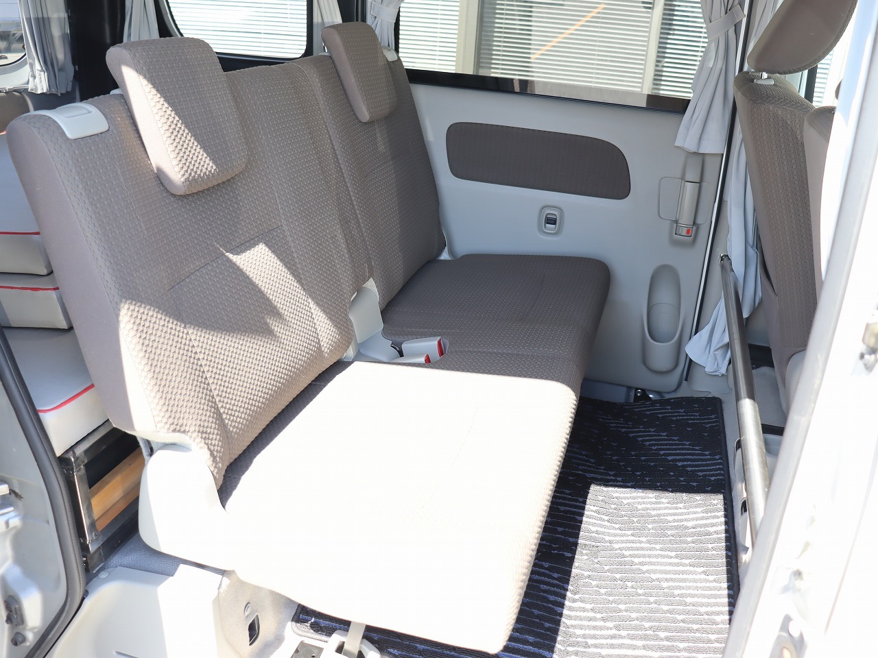 キャンピングカー 軽キャンパー ｴﾌﾞﾘｲ ｽﾃｰｼﾞ21 ﾊﾞｽｷﾝｸﾞ 4WD