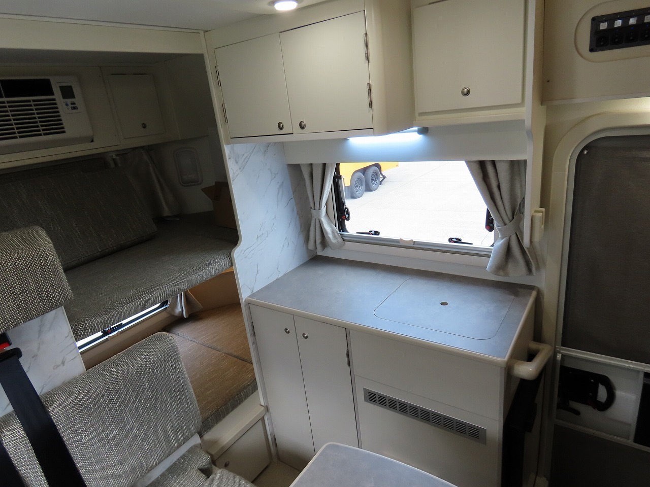 キャンピングカー キャブコン ﾎﾞﾝｺﾞ AtoZ ｱﾚﾝ･ﾊｲ