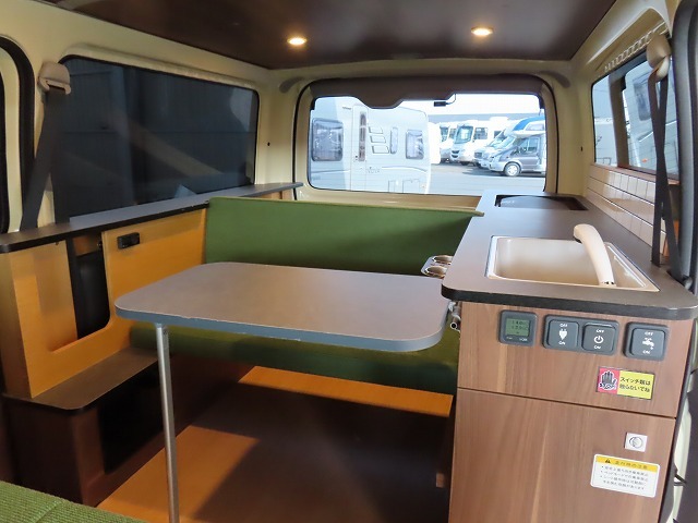 キャンピングカー バンコン ﾊｲｴｰｽ ﾄｲﾌｧｸﾄﾘｰ ｸﾞﾘｰﾝﾊﾞﾃﾞｨA