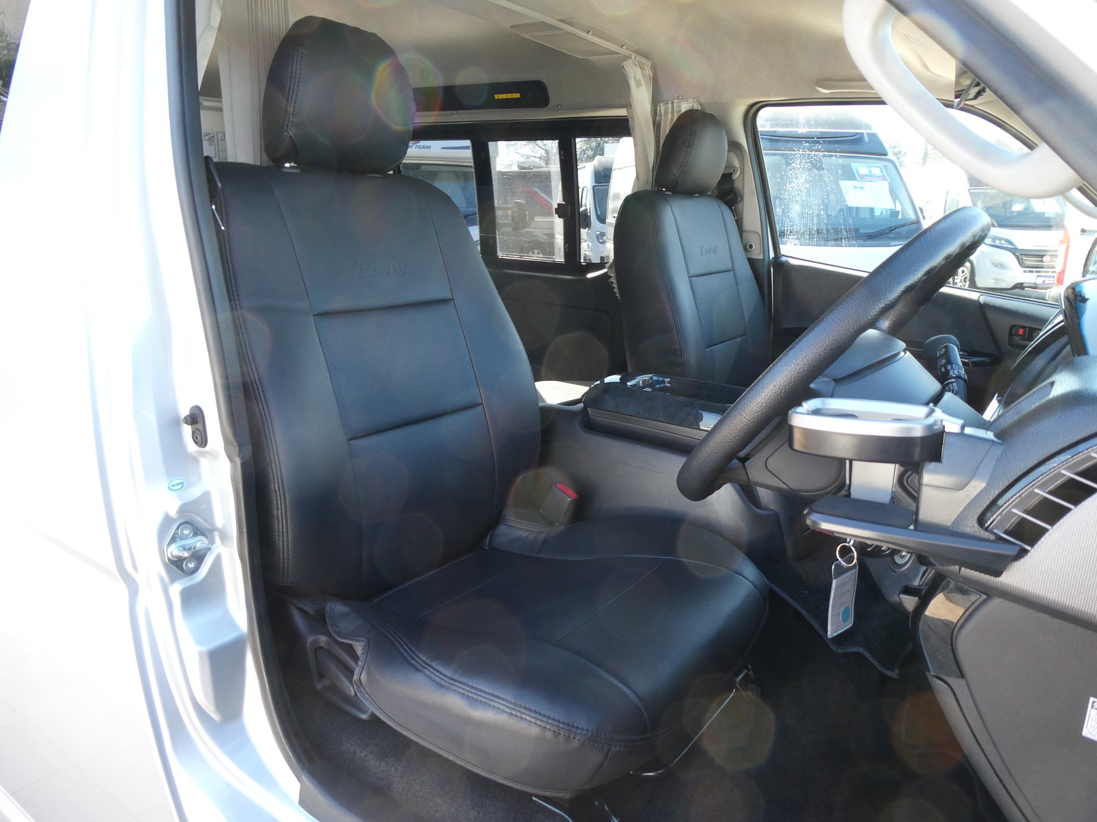 キャンピングカー バンコン かｰいんてりあ高橋　ﾘﾗｯｸｽﾜｺﾞﾝﾀｲﾌﾟ1.5　3ﾅﾝﾊﾞｰ