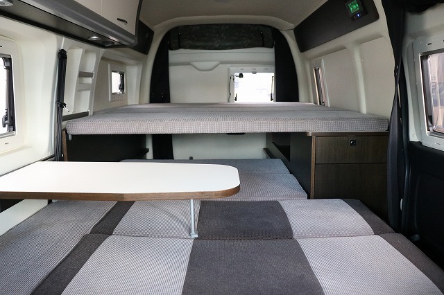 キャンピングカー バンコン ﾊｲｴｰｽ ﾄｲﾌｧｸﾄﾘｰﾄｲｽﾞﾎﾞｯｸｽ540 4WD