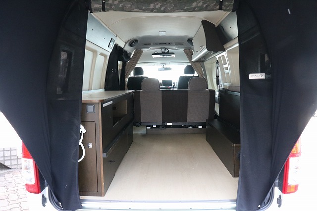 キャンピングカー バンコン ﾊｲｴｰｽ ﾄｲﾌｧｸﾄﾘｰﾄｲｽﾞﾎﾞｯｸｽ540 4WD