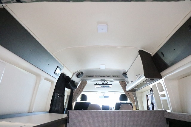 キャンピングカー バンコン ﾊｲｴｰｽ ﾄｲﾌｧｸﾄﾘｰﾄｲｽﾞﾎﾞｯｸｽ540 4WD