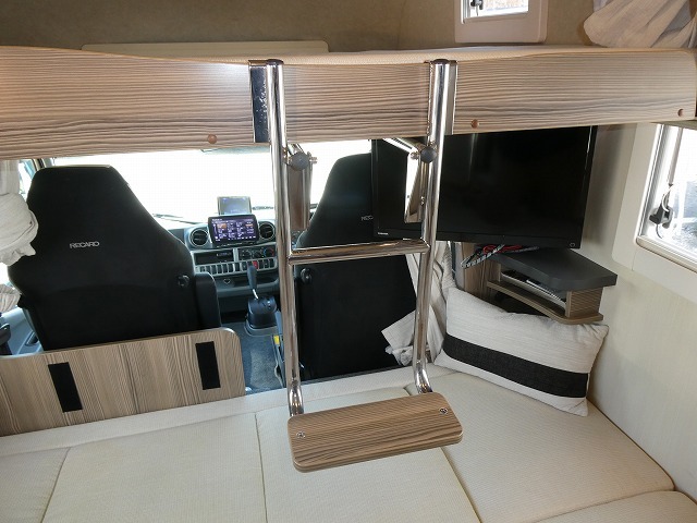 キャンピングカー キャブコン ﾊﾞﾝﾃｯｸ　ｼﾞﾙ　4WD(KDY系)　家AC　FF