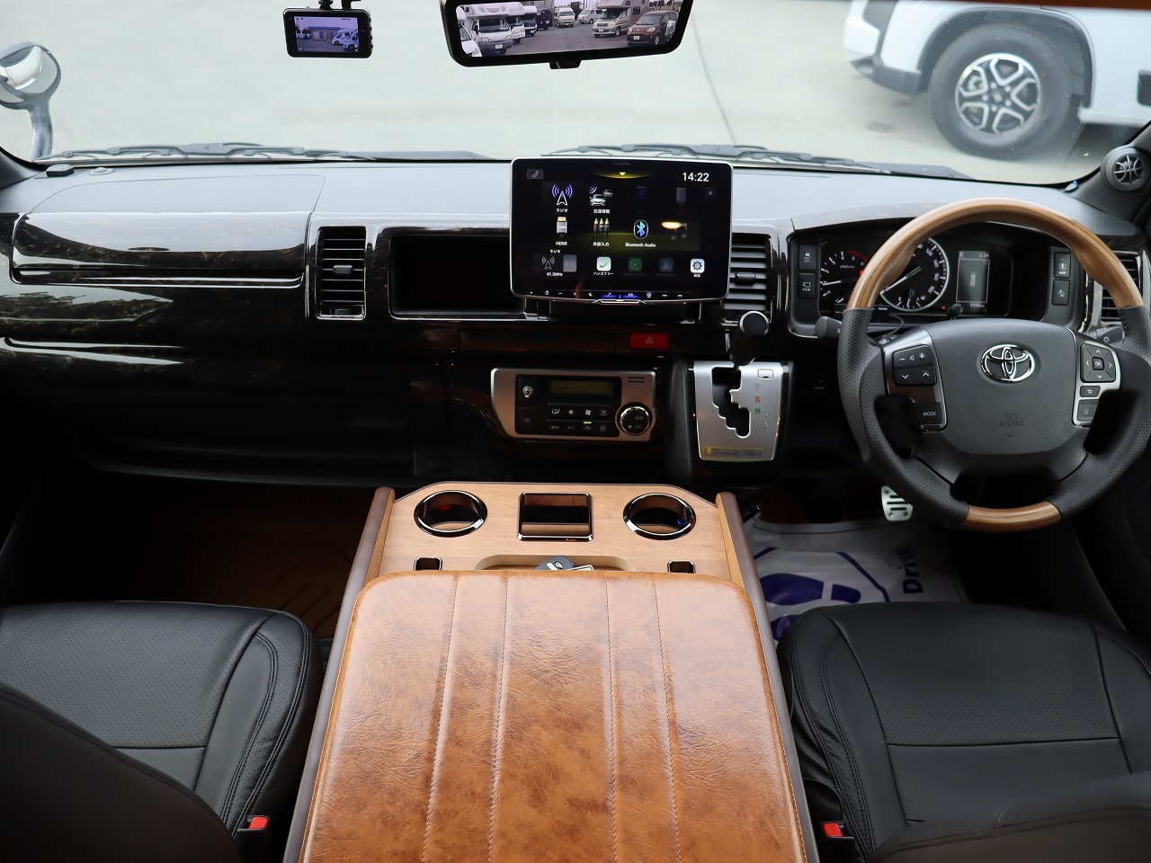 キャンピングカー バンコン ﾊｲｴｰｽ ﾋﾞｰｸﾙ ﾍﾞｯｾﾙJ 4WDDT