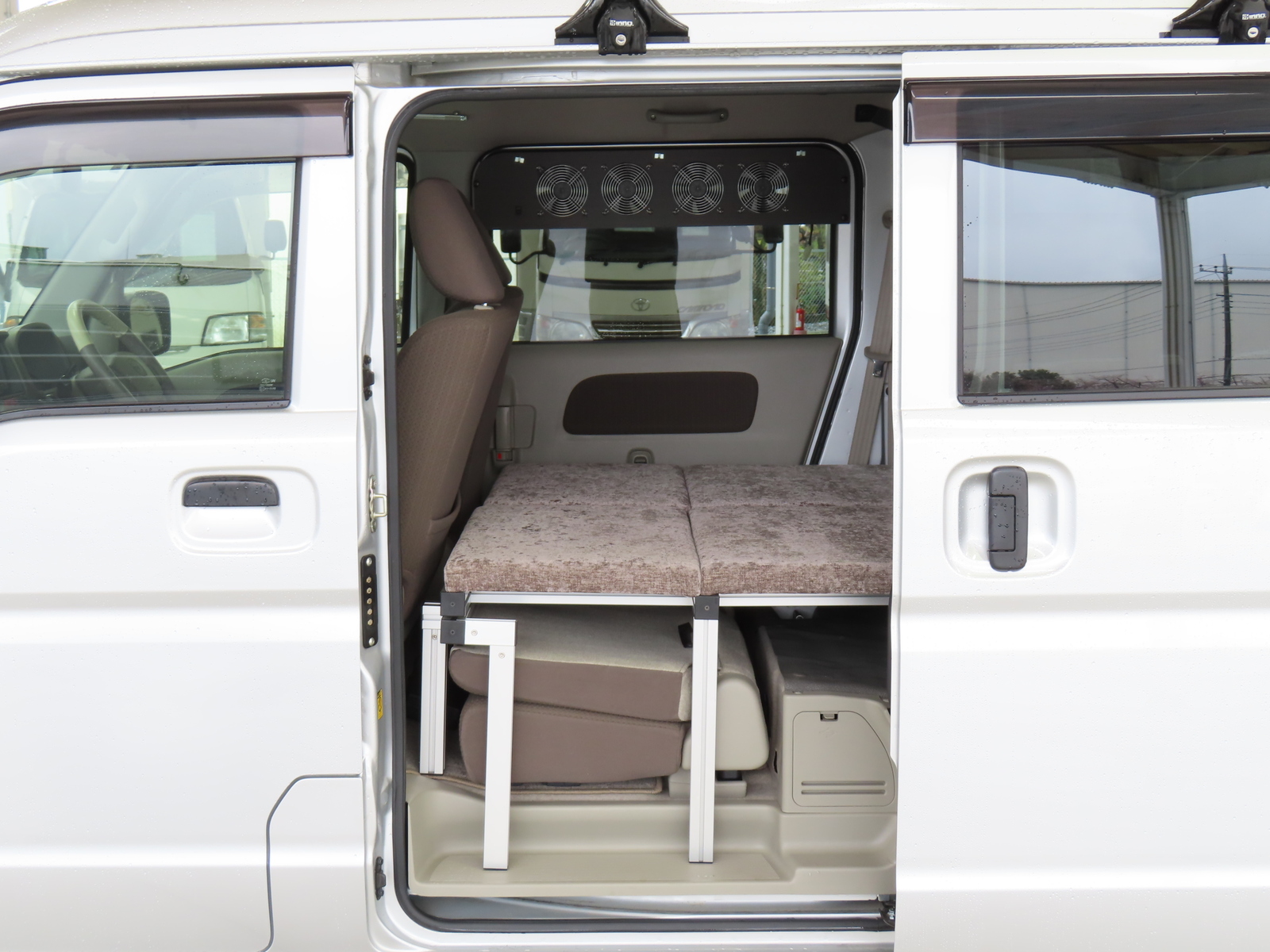 キャンピングカー 軽キャンパー ｽｸﾗﾑ ﾒﾃｨｵ ﾗｸﾈﾙ 4WD