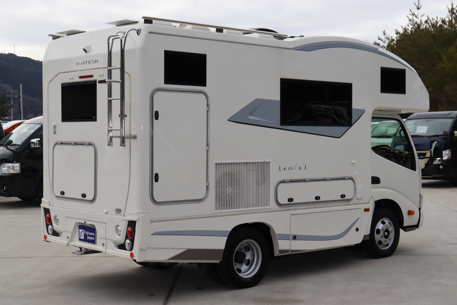 キャンピングカー キャブコン ｶﾑﾛｰﾄﾞ ﾊﾞﾝﾃｯｸｺﾙﾄﾞﾘｰﾌﾞｽ ｲﾘｽ 4WD