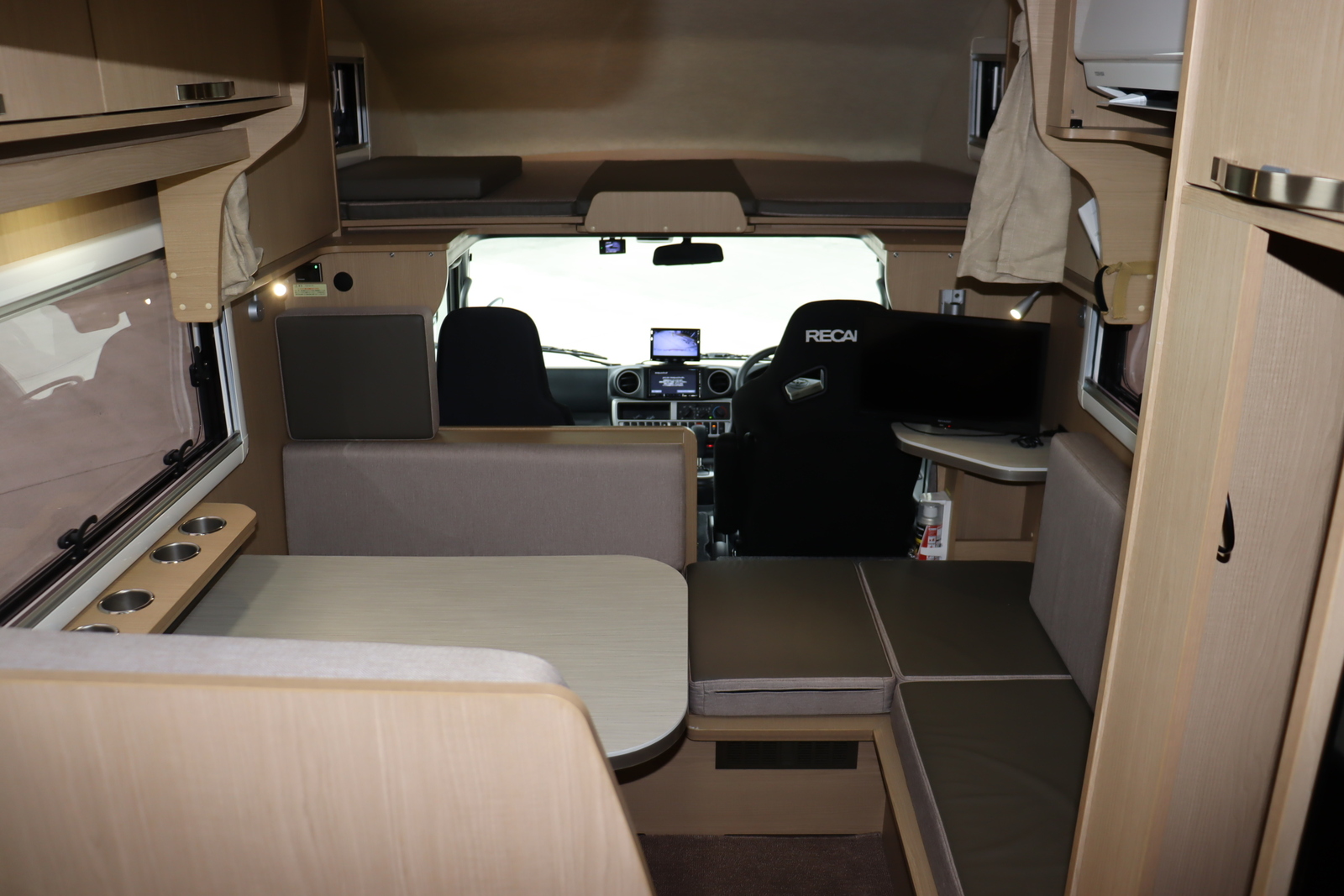 キャンピングカー キャブコン ｶﾑﾛｰﾄﾞ ﾊﾞﾝﾃｯｸｺﾙﾄﾞﾘｰﾌﾞｽ ｲﾘｽ 4WD