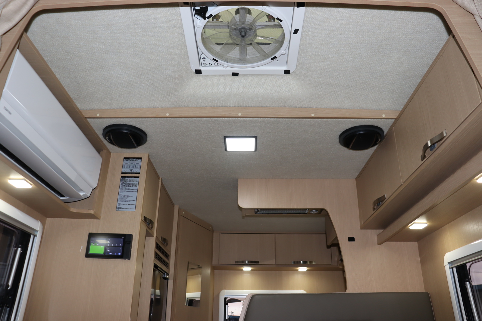 キャンピングカー キャブコン ｶﾑﾛｰﾄﾞ ﾊﾞﾝﾃｯｸｺﾙﾄﾞﾘｰﾌﾞｽ ｲﾘｽ 4WD