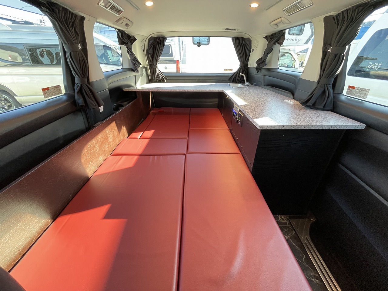 キャンピングカー バンコン ｳﾞｪﾙﾌｧｲｱ ｱｳﾄﾌﾟﾗｽ L型ﾚｲｱｳﾄ 事務室登録