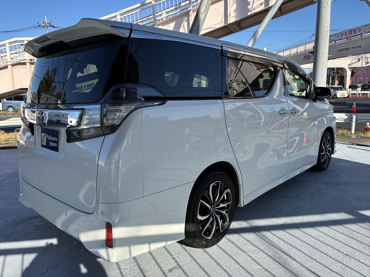 キャンピングカー バンコン ｳﾞｪﾙﾌｧｲｱ ｱｳﾄﾌﾟﾗｽ L型ﾚｲｱｳﾄ 事務室登録