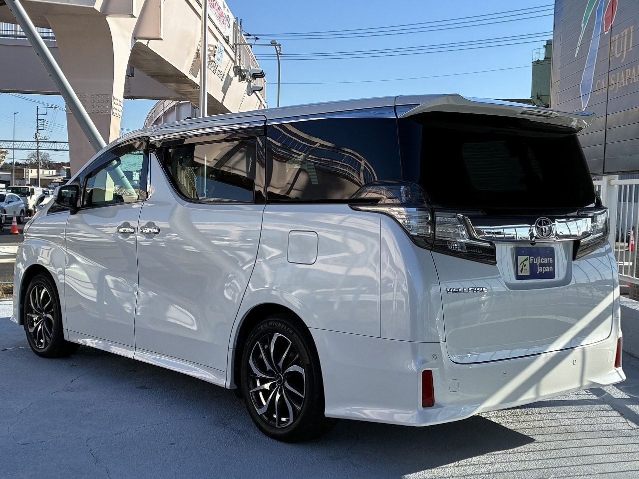 キャンピングカー バンコン ｳﾞｪﾙﾌｧｲｱ ｱｳﾄﾌﾟﾗｽ L型ﾚｲｱｳﾄ 事務室登録