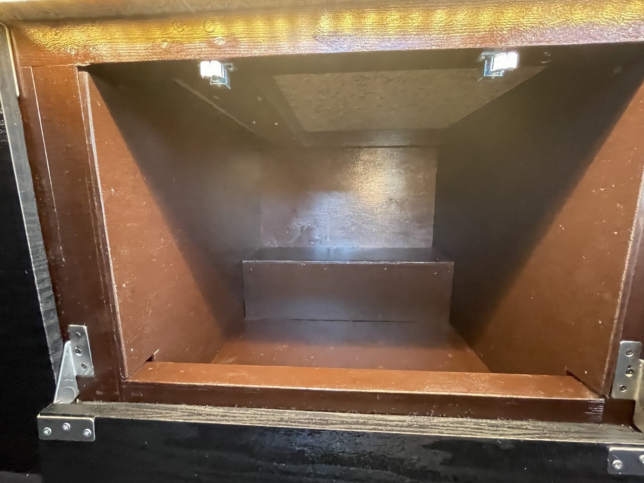 キャンピングカー バンコン ｳﾞｪﾙﾌｧｲｱ ｱｳﾄﾌﾟﾗｽ L型ﾚｲｱｳﾄ 事務室登録