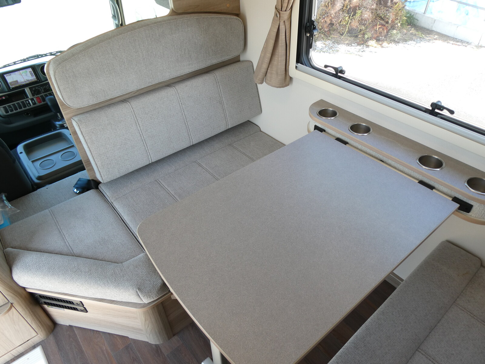 キャンピングカー キャブコン ﾅｯﾂRV　ｼﾞｰﾌﾟﾆｰ　ﾀｲﾌﾟX　家AC　FF