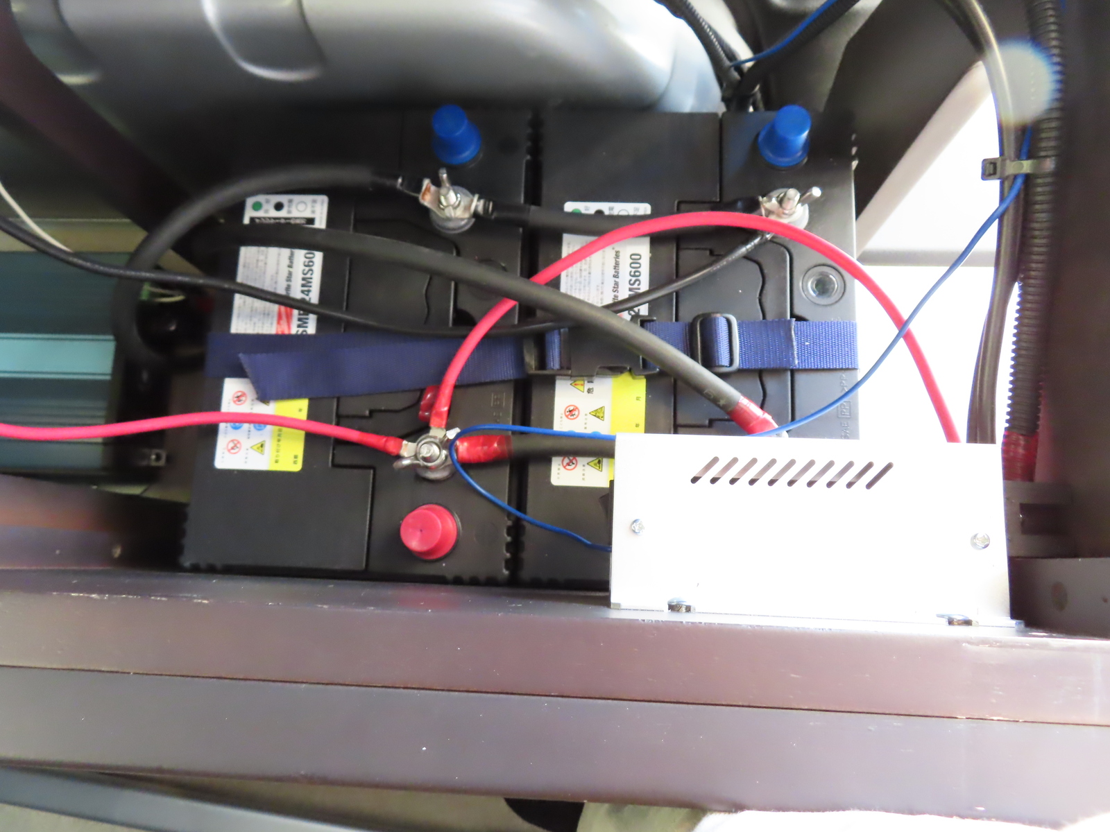 キャンピングカー バンコン NV200ﾊﾞﾈｯﾄ ﾀｺｽ NVｼﾞｬｯｸ 4WD