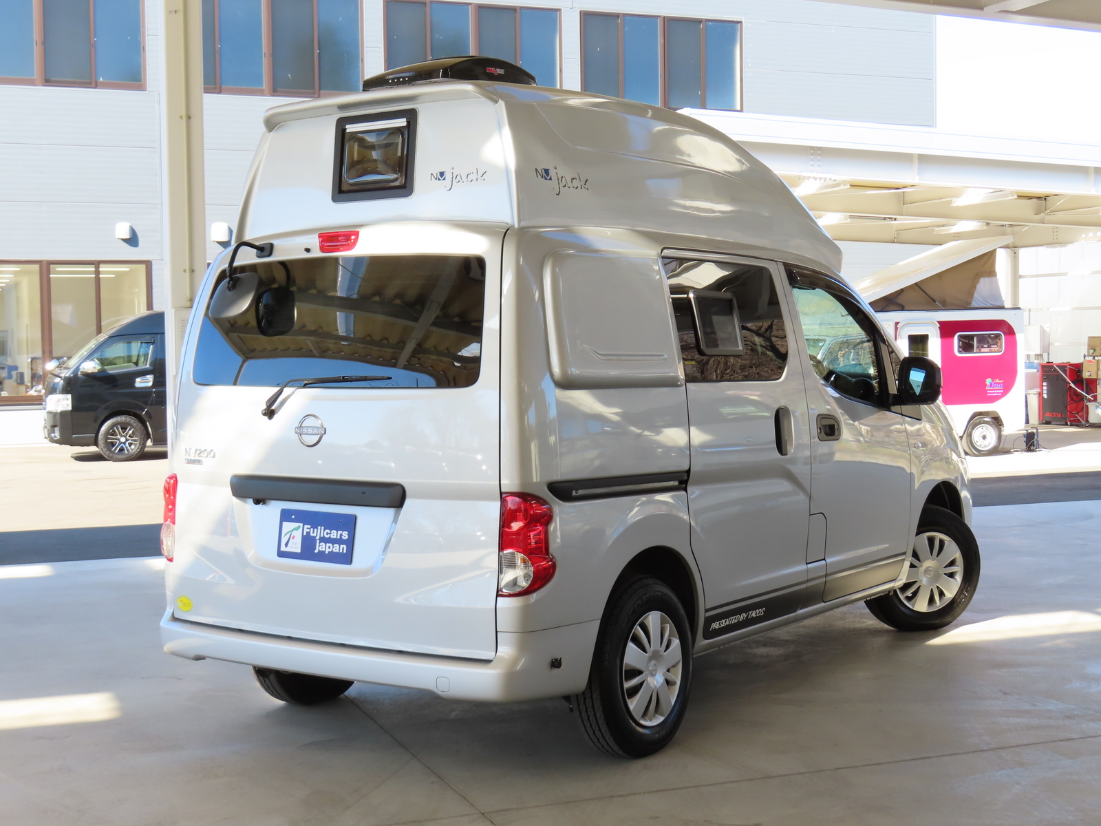 キャンピングカー バンコン NV200ﾊﾞﾈｯﾄ ﾀｺｽ NVｼﾞｬｯｸ 4WD