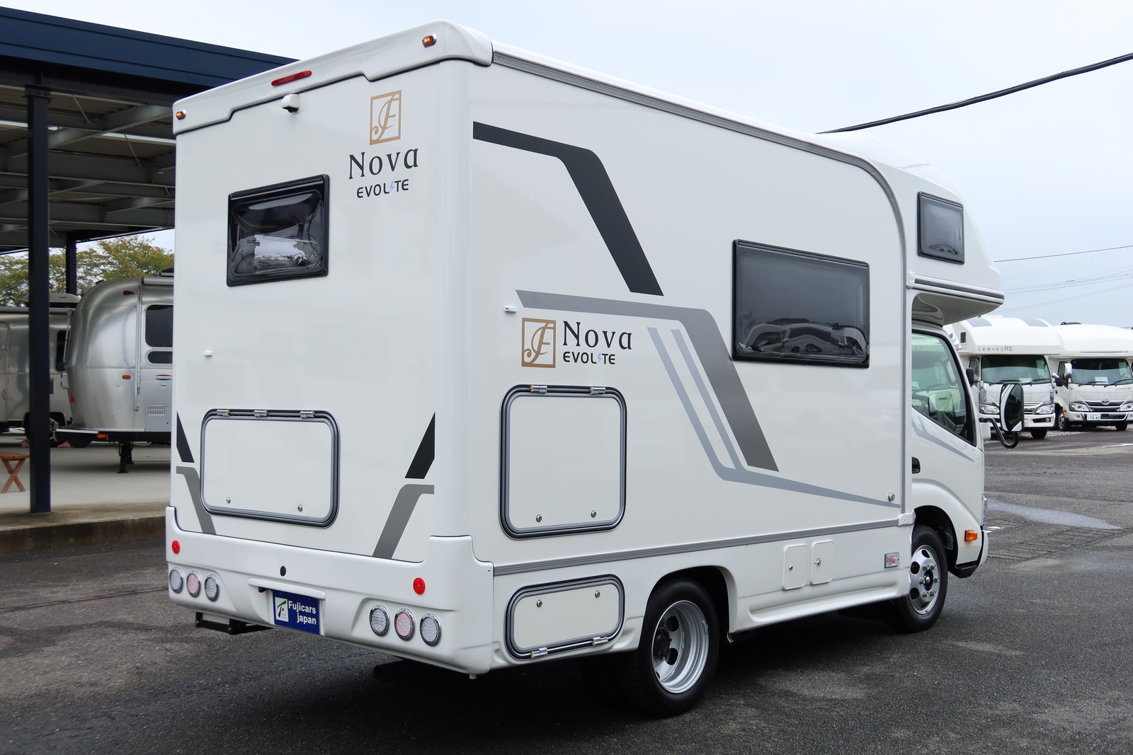 キャンピングカー キャブコン ｶﾑﾛｰﾄﾞﾌｼﾞｶｰｽﾞｼﾞｬﾊﾟﾝNovaﾀｲﾌﾟX新車