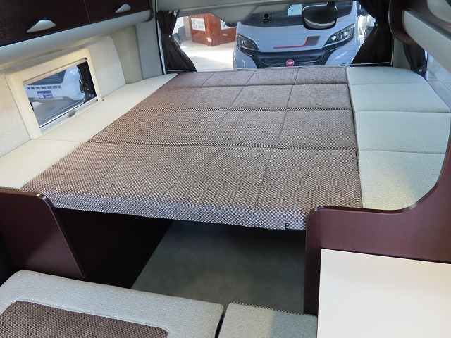 キャンピングカー バンコン ﾊｲｴｰｽ ﾅｯﾂRV ﾘｰｸⅡ FFﾋｰﾀｰ