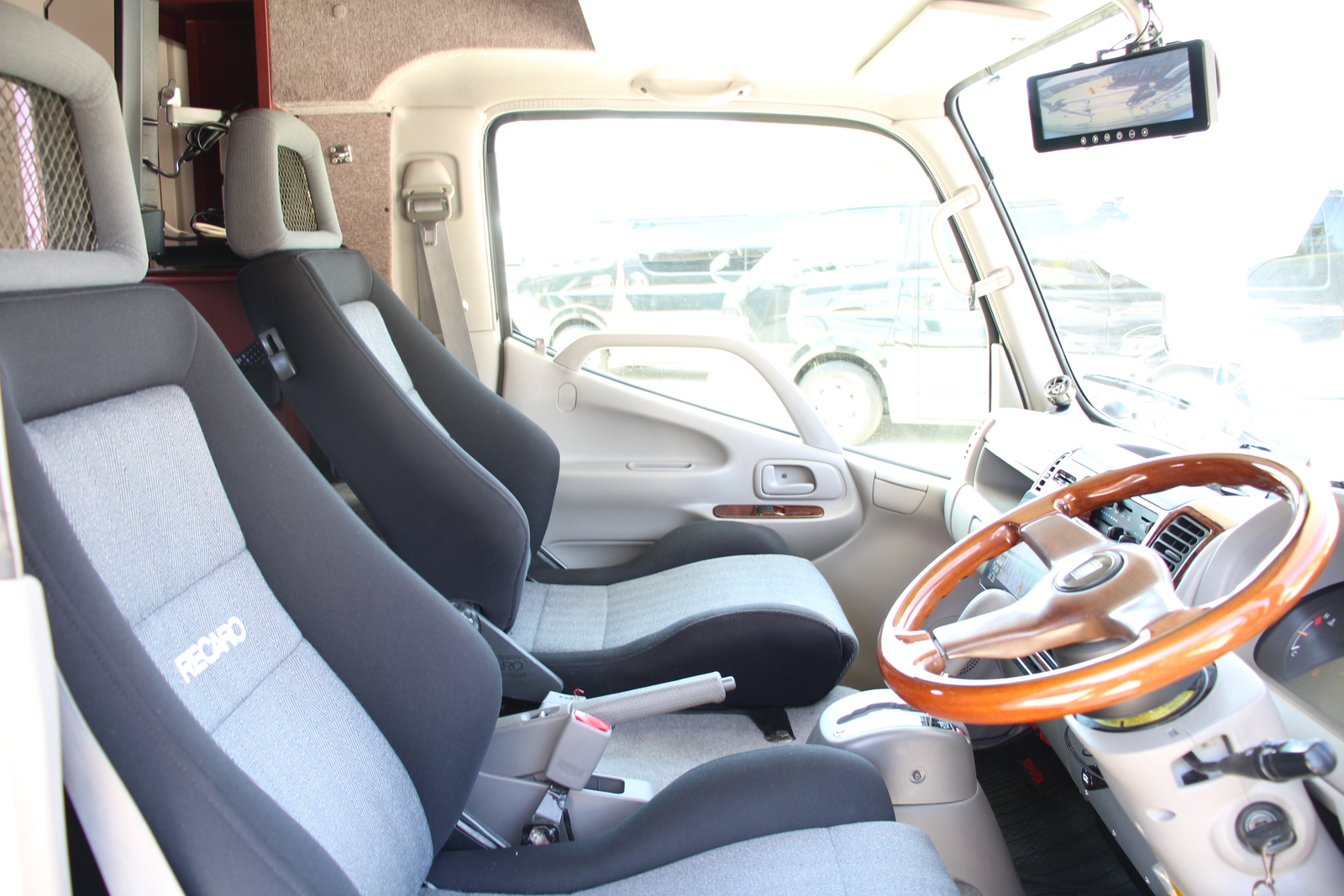 キャンピングカー キャブコン ｶﾑﾛｰﾄﾞ ﾅｯﾂRV ｸﾚｱ5.0R