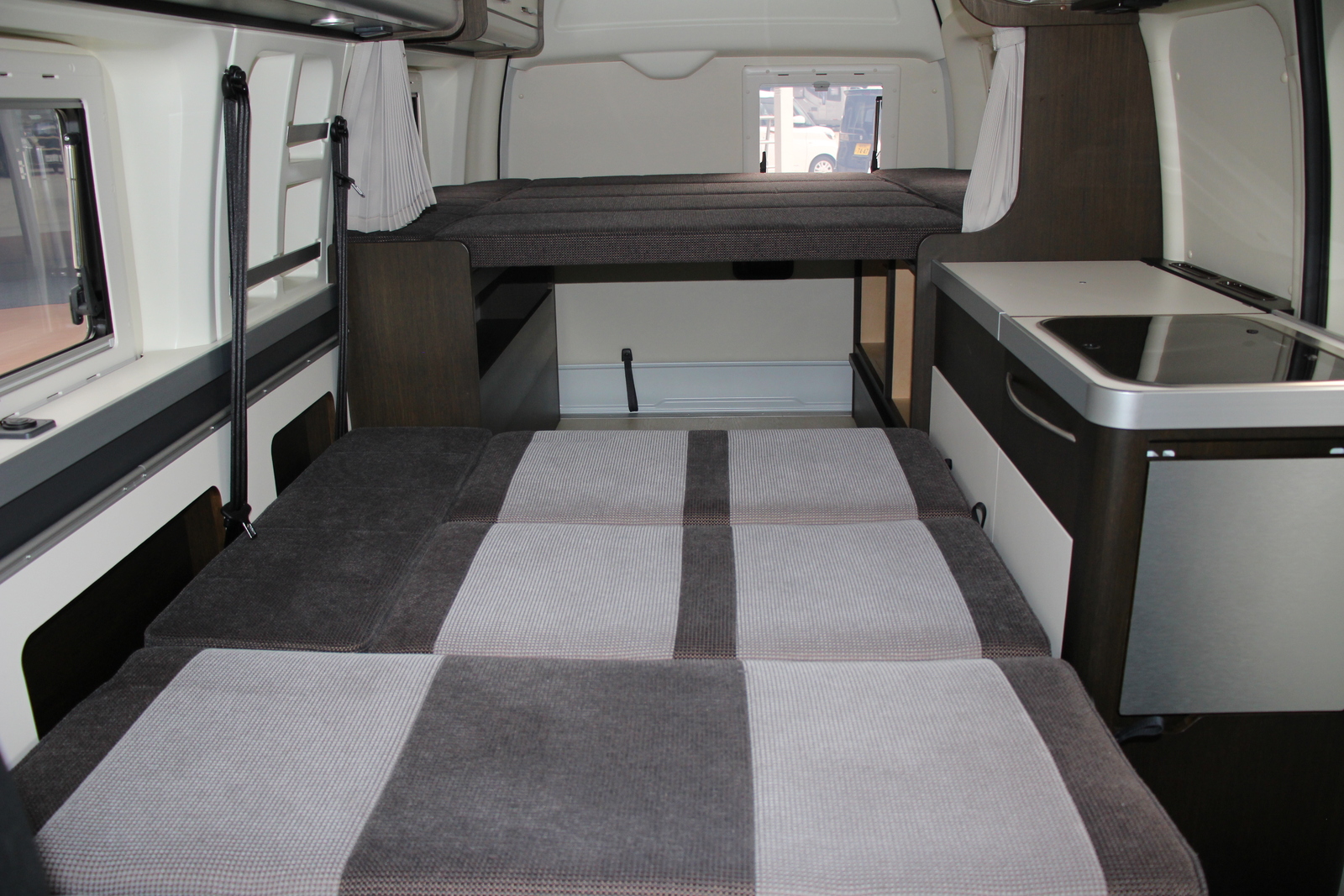 キャンピングカー バンコン ﾊｲｴｰｽ ﾄｲﾌｧｸﾄﾘｰ ﾊﾞｰﾃﾞﾝｸﾞﾗﾝﾃﾞ