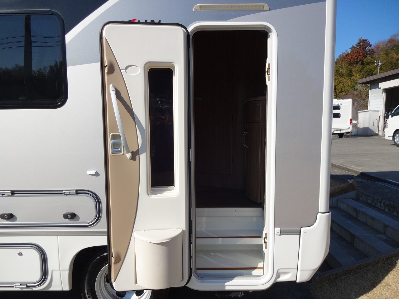 キャンピングカー キャブコン ｶﾑﾛｰﾄﾞ 東和 ｳﾞｫｰﾝDC 家庭用ｴｱｺﾝ 4WD