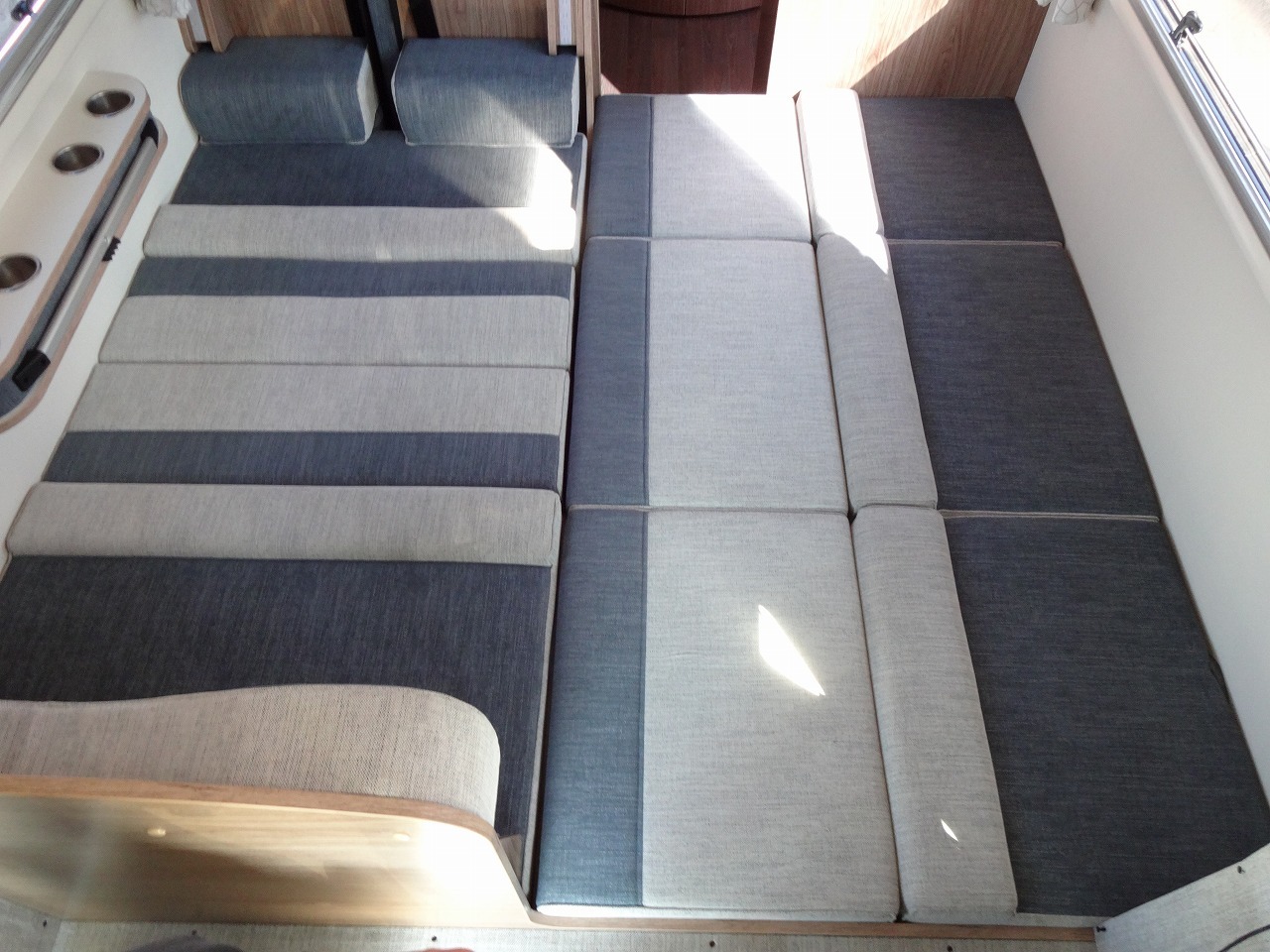 キャンピングカー キャブコン ｶﾑﾛｰﾄﾞ 東和 ｳﾞｫｰﾝDC 家庭用ｴｱｺﾝ 4WD