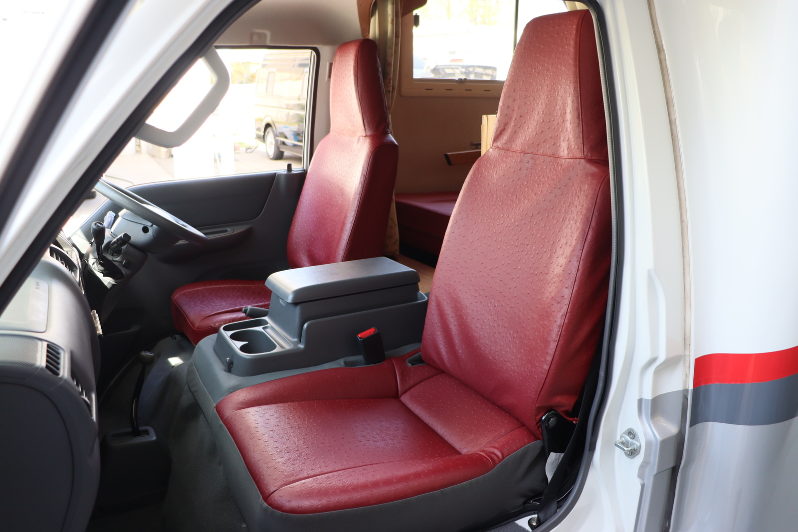 キャンピングカー キャブコン ﾎﾞﾝｺﾞ ｶﾄｰﾓｰﾀｰ ﾎﾞｰﾉ 4WD