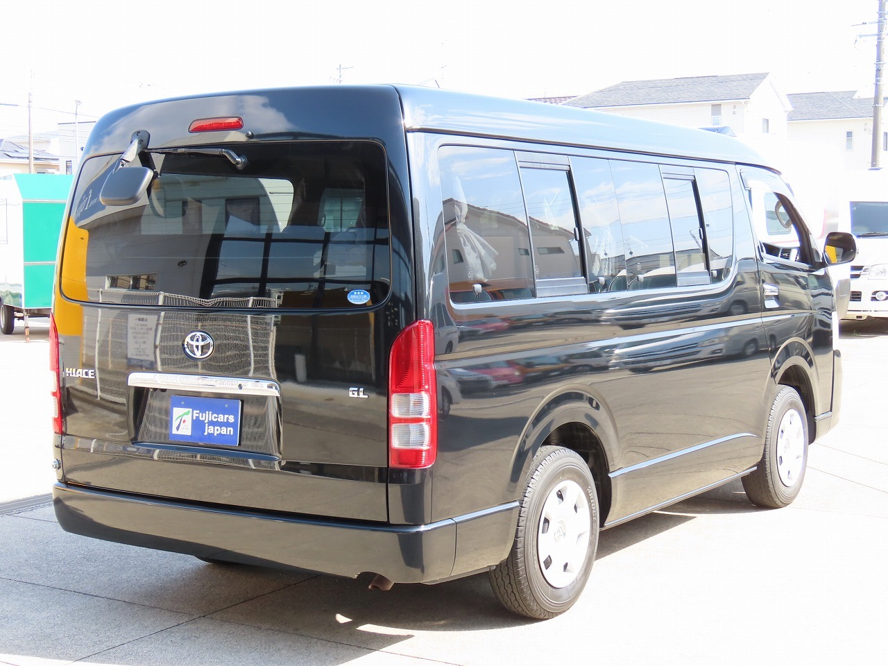 キャンピングカー バンコン ﾊｲｴｰｽ ﾅｯﾂRV ﾄﾗｲｱﾙC　4WD