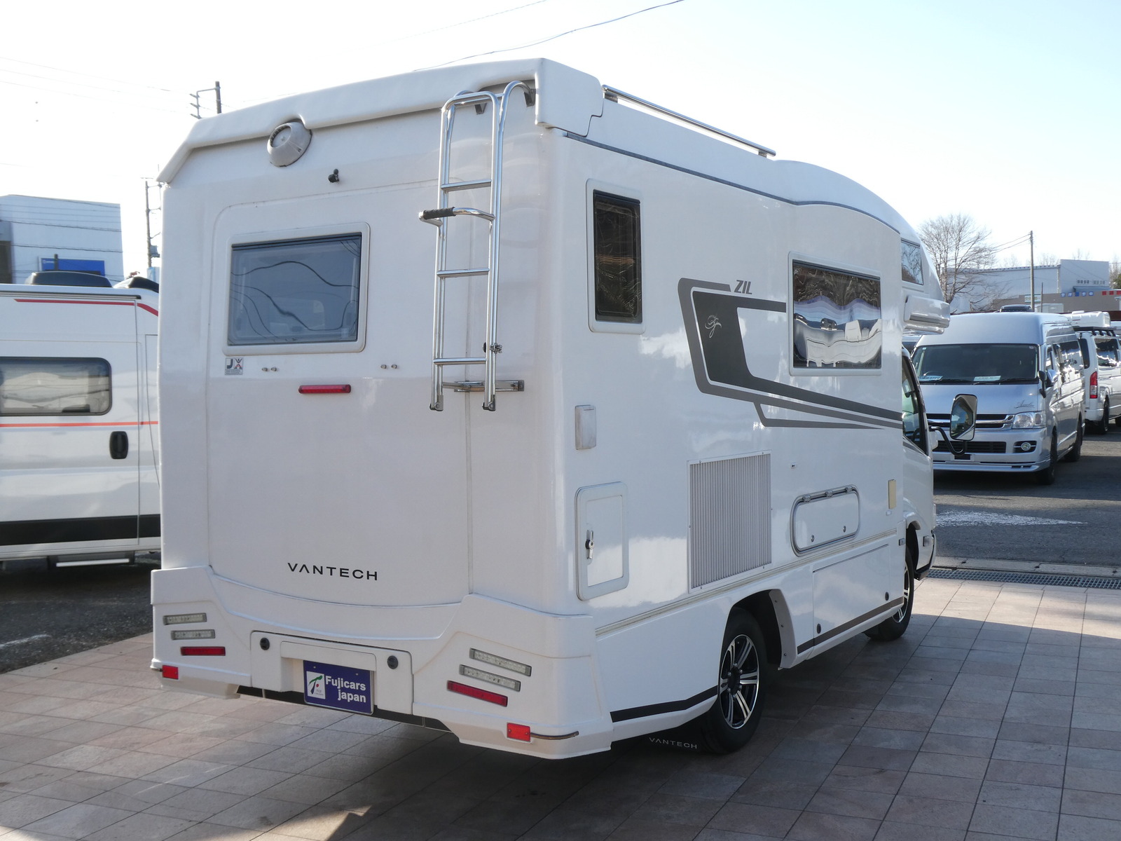 キャンピングカー キャブコン ﾊﾞﾝﾃｯｸ　ｼﾞﾙ　足廻り強化　家AC　ｿｰﾗｰ　FF