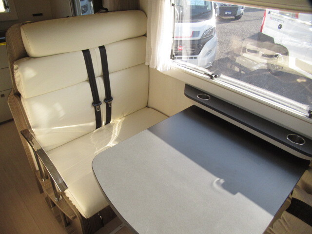 キャンピングカー キャブコン ﾊﾞﾝﾃｯｸ　ｼﾞﾙ　足廻り強化　家AC　ｿｰﾗｰ　FF