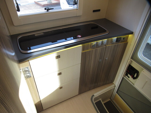 キャンピングカー キャブコン ﾊﾞﾝﾃｯｸ　ｼﾞﾙ　足廻り強化　家AC　ｿｰﾗｰ　FF