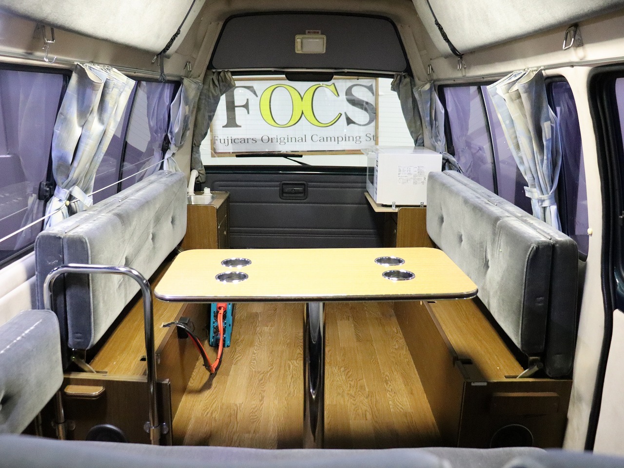 キャンピングカー バンコン ﾊｲｴｰｽ ﾛｰﾀｽRV ｵﾘｼﾞﾅﾙ 4WD　FF　DT