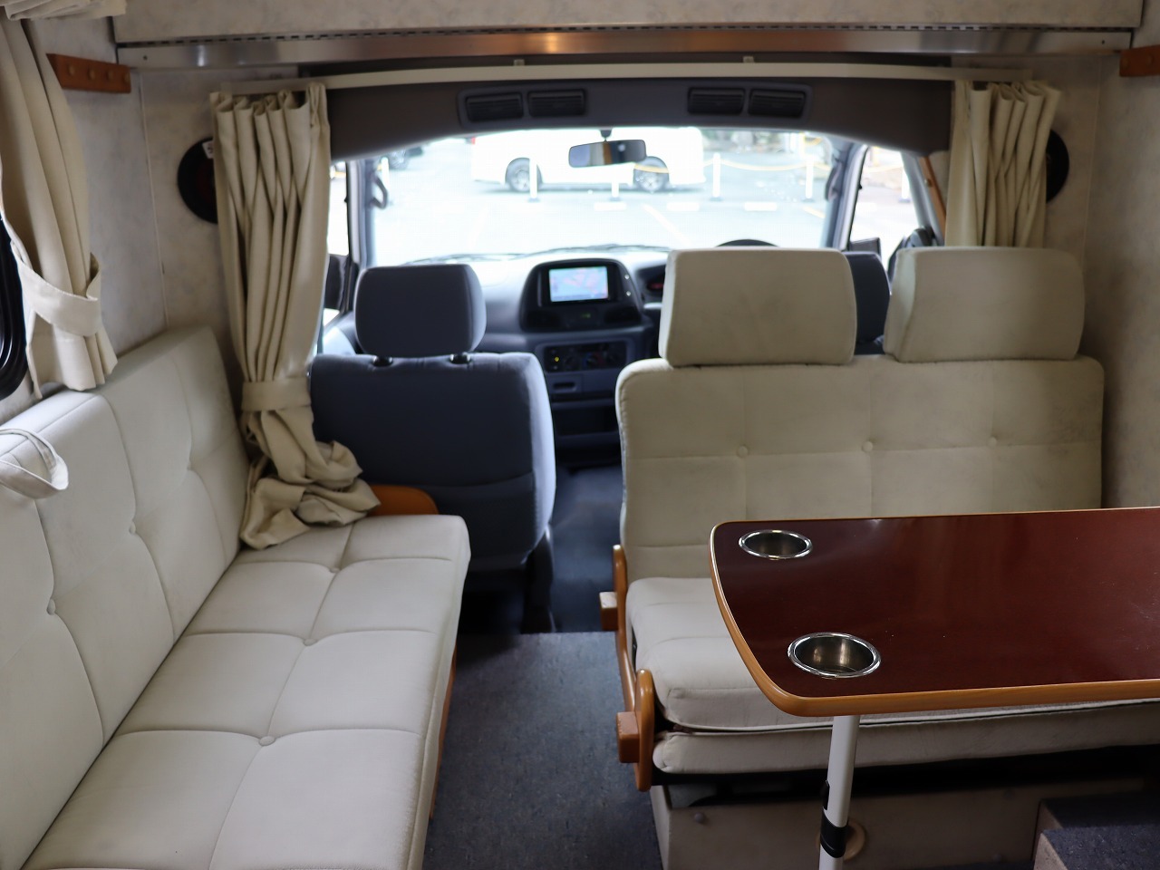 キャンピングカー キャブコン ﾀｳﾝｴｰｽﾉｱ ｾｷｿｰﾎﾞﾃﾞｨ ｷｬｯﾄ