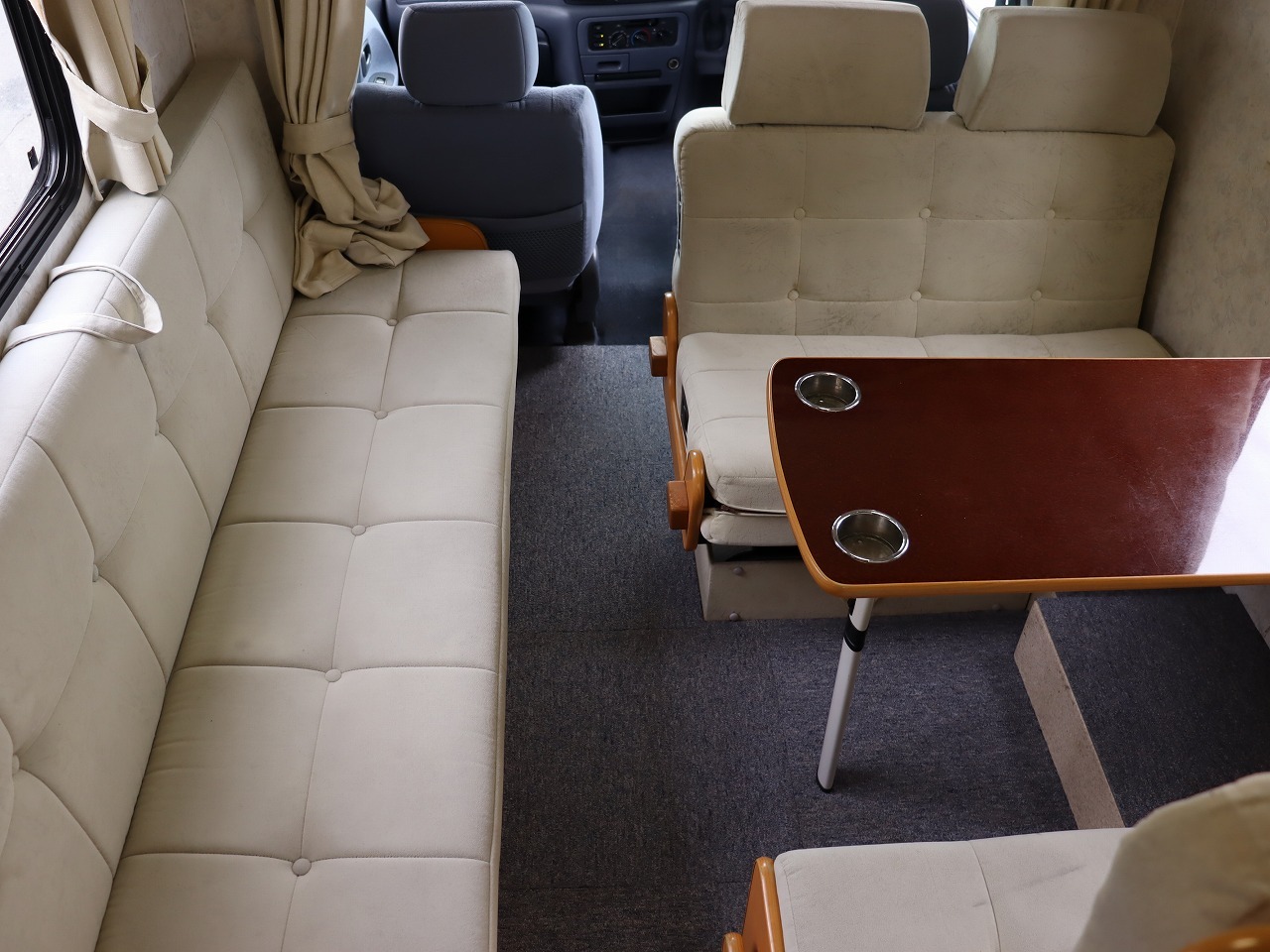 キャンピングカー キャブコン ﾀｳﾝｴｰｽﾉｱ ｾｷｿｰﾎﾞﾃﾞｨ ｷｬｯﾄ