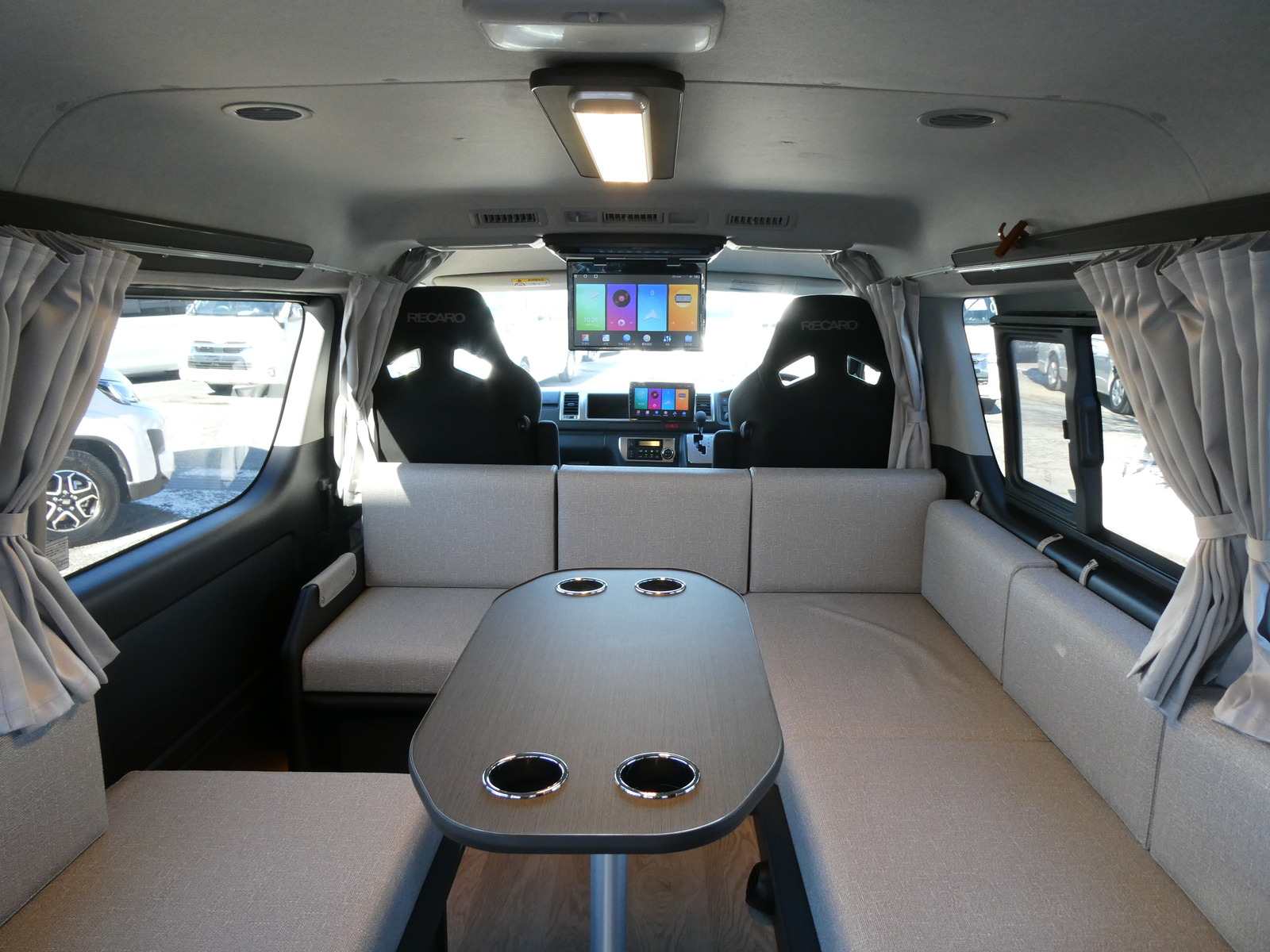 キャンピングカー バンコン FOCS　DS-L　FF　ｸﾙｺﾝ　4WD