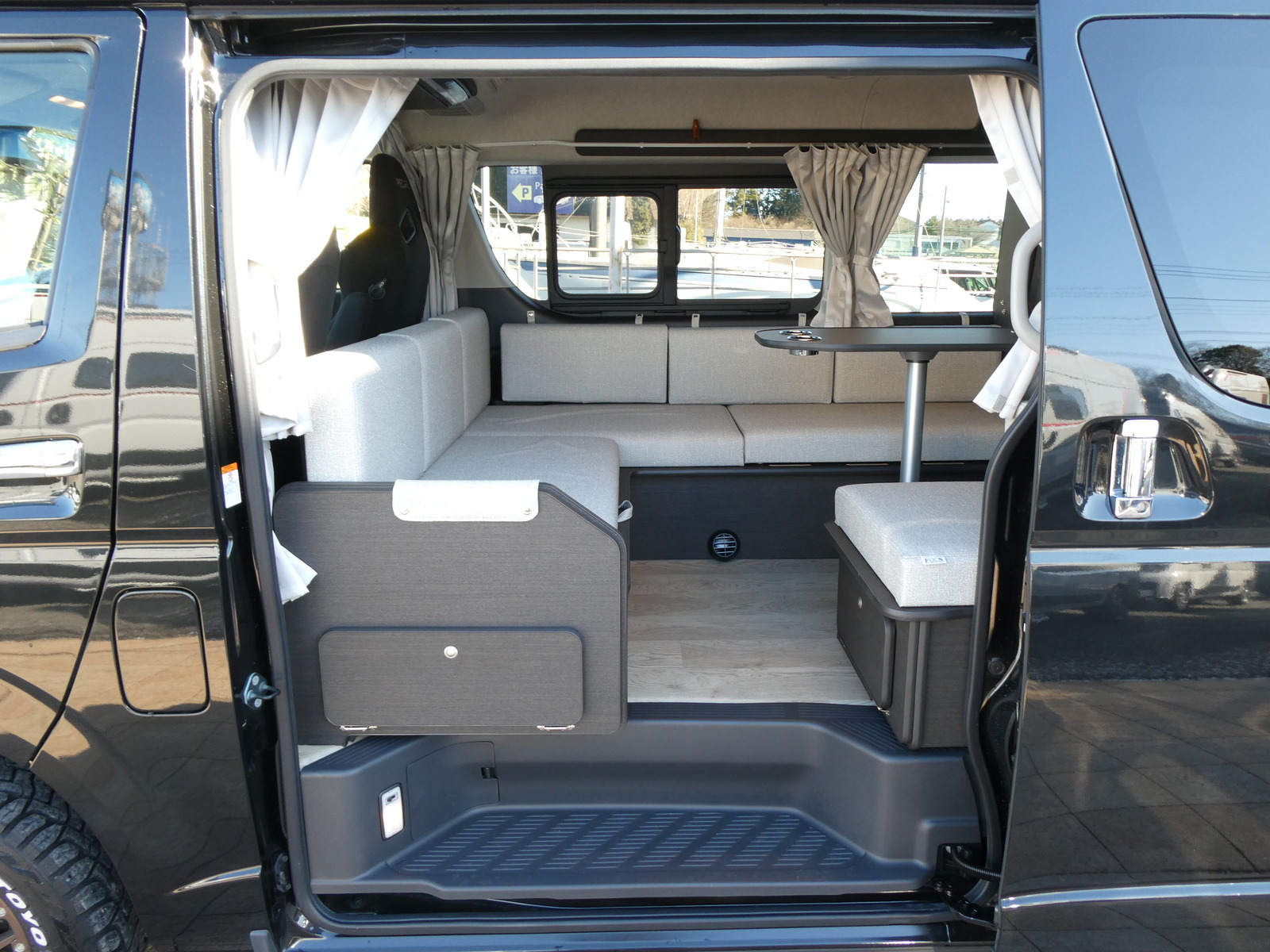 キャンピングカー バンコン FOCS　DS-L　FF　ｸﾙｺﾝ　4WD