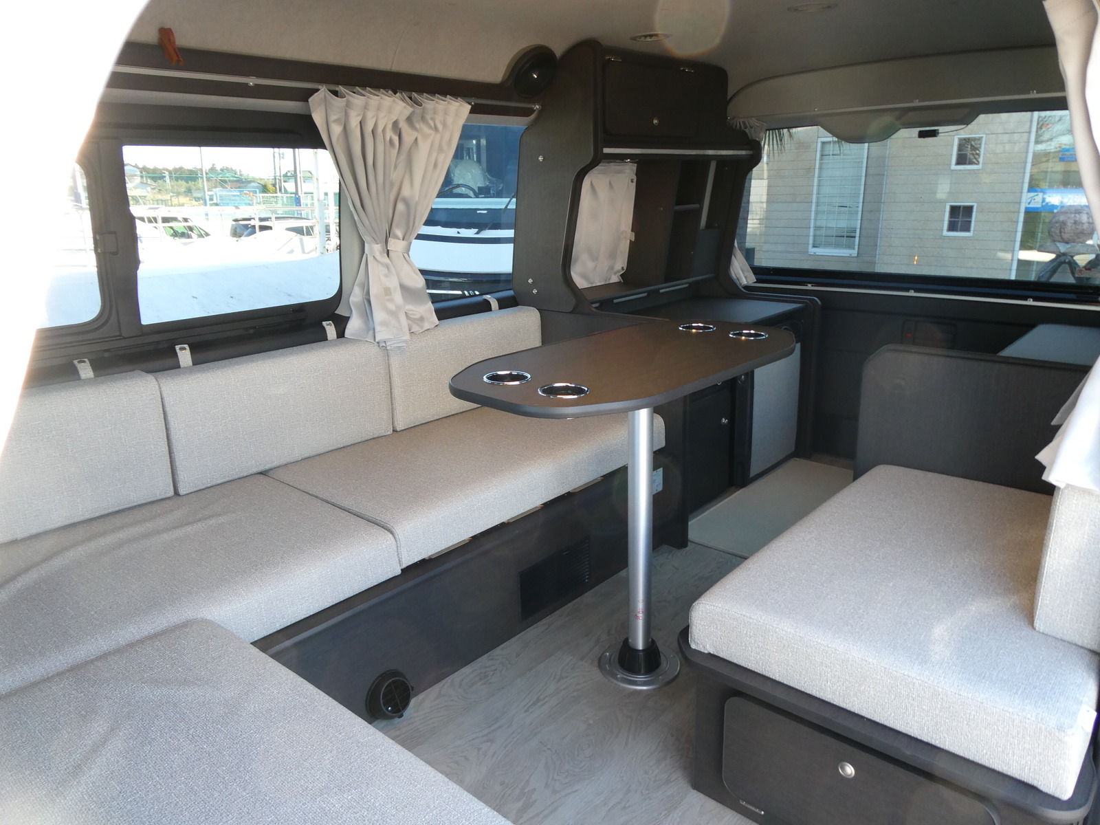 キャンピングカー バンコン FOCS　DS-L　FF　ｸﾙｺﾝ　4WD